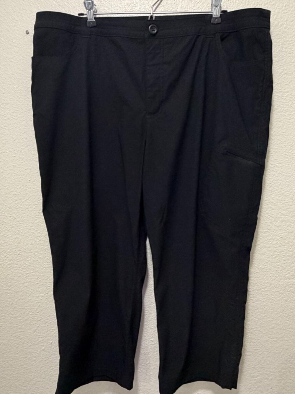 Eddie Bauer WR W tech black capris, outdoor casual, size 18